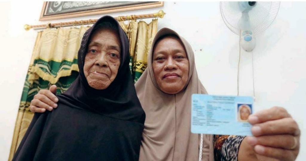 Kisah Nenek Bonah Asal Lowayu Gresik, Berangkat Haji di Usia 91 Tahun