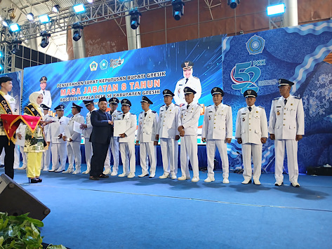 Penyerahan SK Baru, 306 Kepala Desa di Gresik Dapat Masa Jabatan 8 Tahun